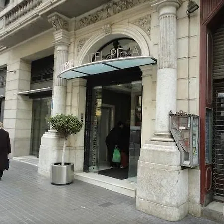 Hlg城市公园佩拉约酒店 2* 巴塞罗那